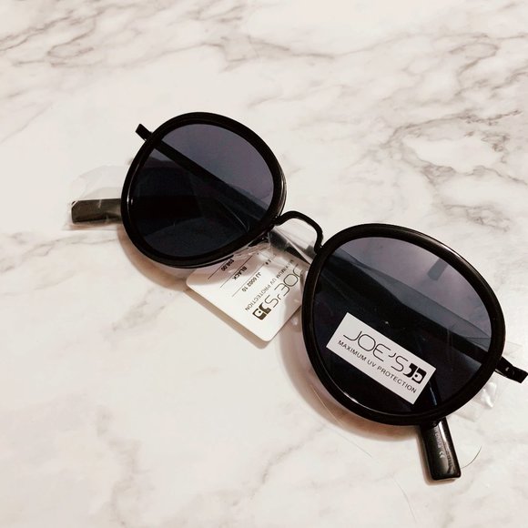 Joe's Jeans Accessories - Joe's Jeans Black Round Metal Sunglasses NWT